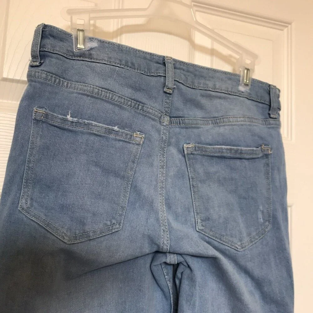 Divided H & M Distressed Light Blue Denim Crop Skinny Jeans Size 6 Destroyed Hem - Picture 9 of 10